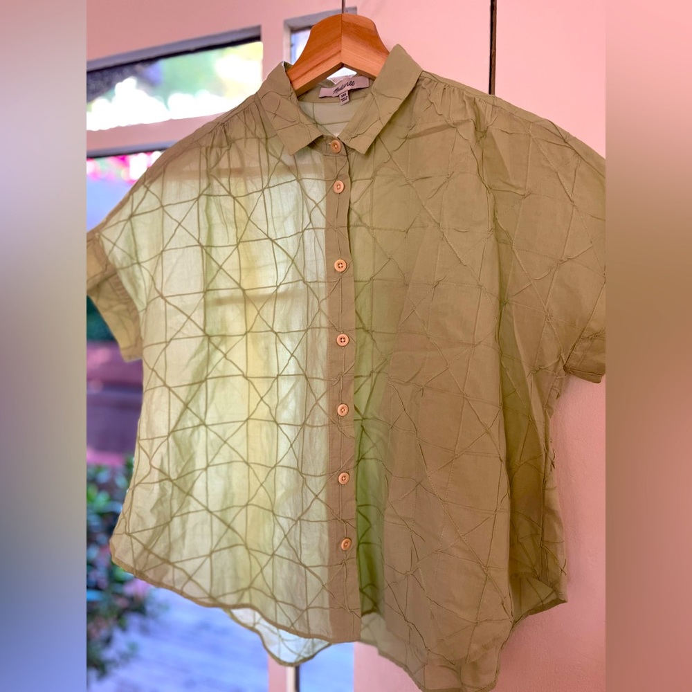 Cropped Button-Down With Peter Pan Collar - image 1